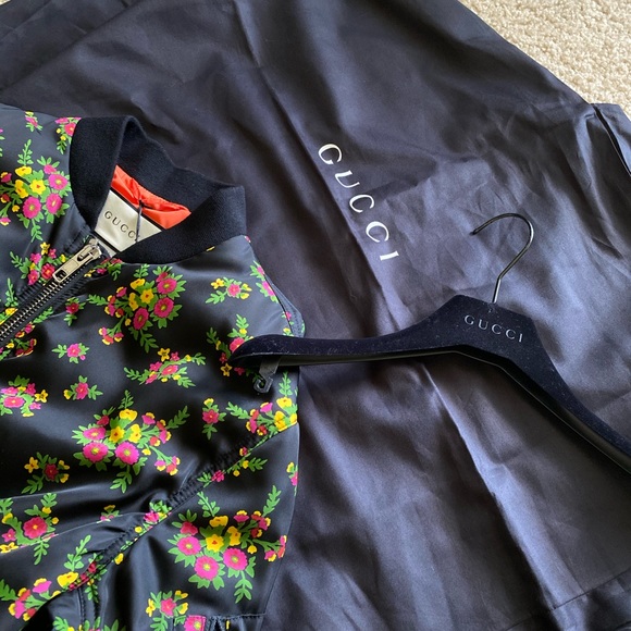 Gucci Floral Bomber Jacket Sz 38 or Small - Picture 6 of 16